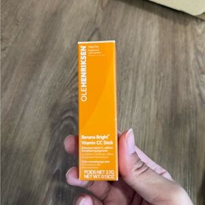 Ole Henriksen Banana Bright Vitamin CC Stick - Banana (color)